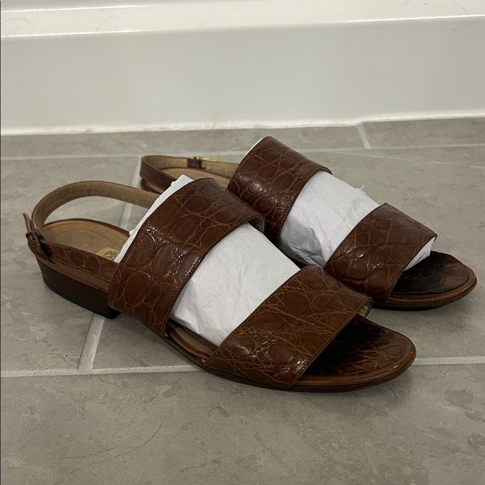 Gucci vintage brown leather slingback sandals